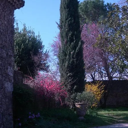 Domaine De Lamartine לינה וארוחת בוקר