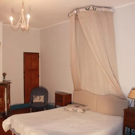 Domaine De Lamartine Oda ve Kahvaltı *