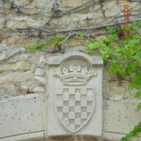 Domaine De Lamartine פונט-סנט-אספריט