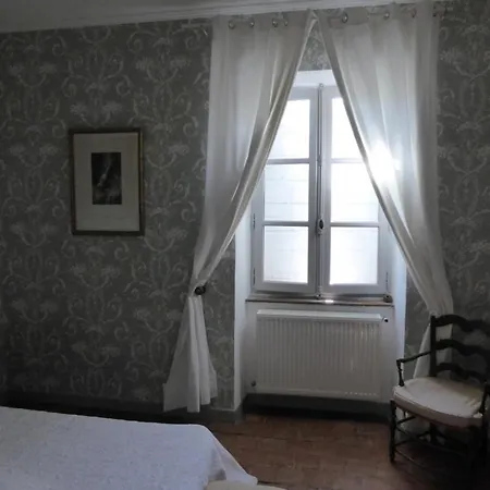 Domaine De Lamartine Bed & Breakfast