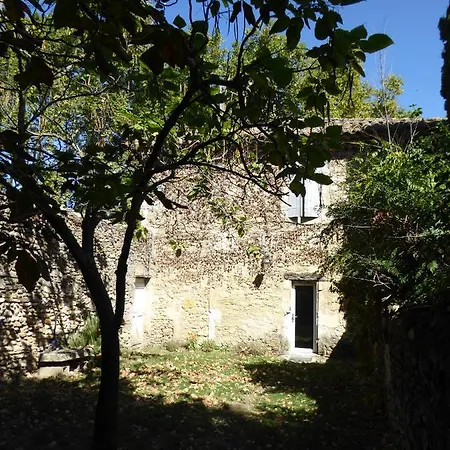 לינה וארוחת בוקר Domaine De Lamartine פונט-סנט-אספריט