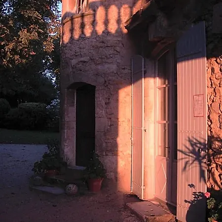 Domaine De Lamartine לינה וארוחת בוקר פונט-סנט-אספריט